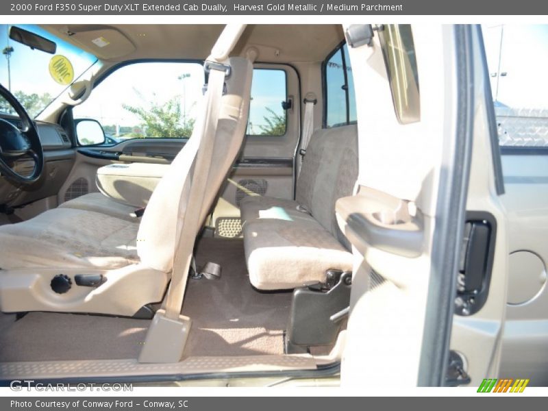 Harvest Gold Metallic / Medium Parchment 2000 Ford F350 Super Duty XLT Extended Cab Dually