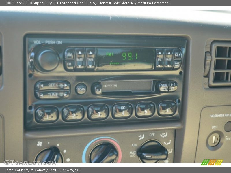 Harvest Gold Metallic / Medium Parchment 2000 Ford F350 Super Duty XLT Extended Cab Dually