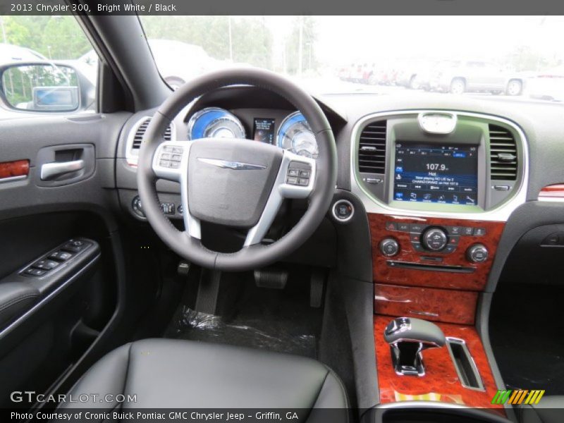 Bright White / Black 2013 Chrysler 300