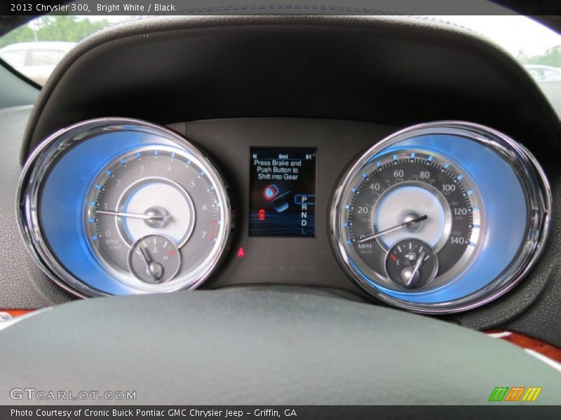 Bright White / Black 2013 Chrysler 300