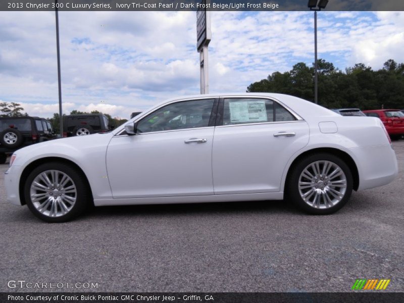  2013 300 C Luxury Series Ivory Tri-Coat Pearl
