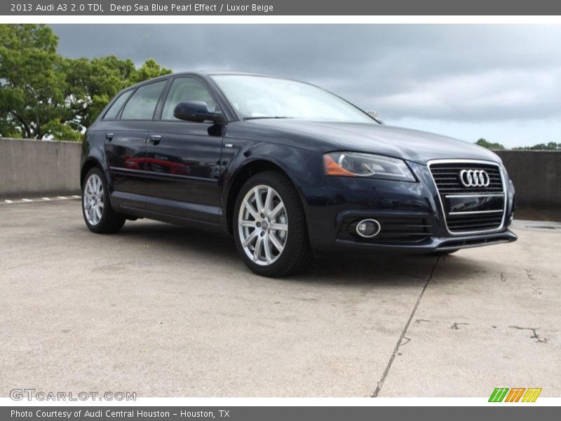 Deep Sea Blue Pearl Effect / Luxor Beige 2013 Audi A3 2.0 TDI