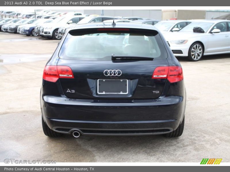 Deep Sea Blue Pearl Effect / Luxor Beige 2013 Audi A3 2.0 TDI