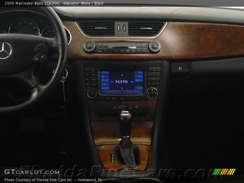Alabaster White / Black 2006 Mercedes-Benz CLS 500