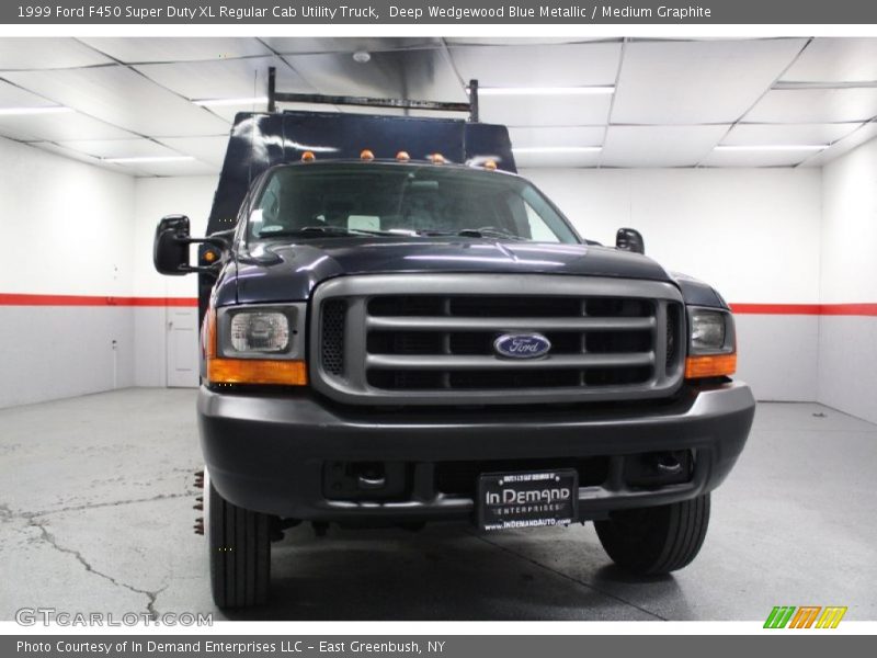 Deep Wedgewood Blue Metallic / Medium Graphite 1999 Ford F450 Super Duty XL Regular Cab Utility Truck