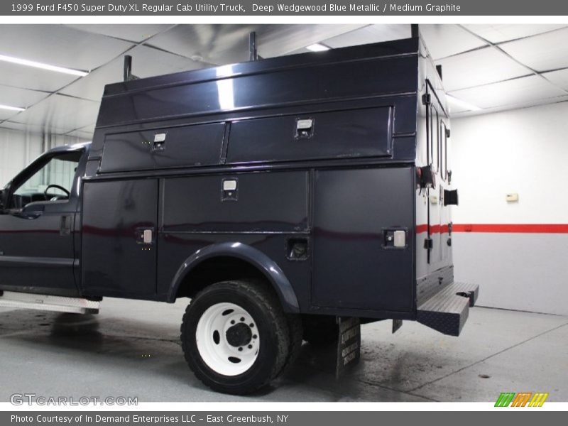Deep Wedgewood Blue Metallic / Medium Graphite 1999 Ford F450 Super Duty XL Regular Cab Utility Truck