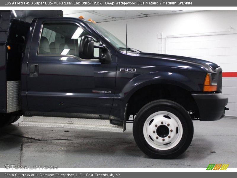 Deep Wedgewood Blue Metallic / Medium Graphite 1999 Ford F450 Super Duty XL Regular Cab Utility Truck