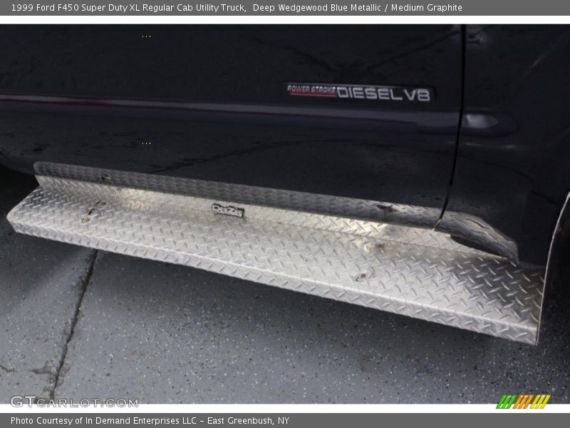 Deep Wedgewood Blue Metallic / Medium Graphite 1999 Ford F450 Super Duty XL Regular Cab Utility Truck