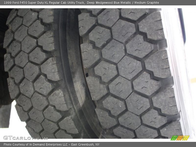 Deep Wedgewood Blue Metallic / Medium Graphite 1999 Ford F450 Super Duty XL Regular Cab Utility Truck