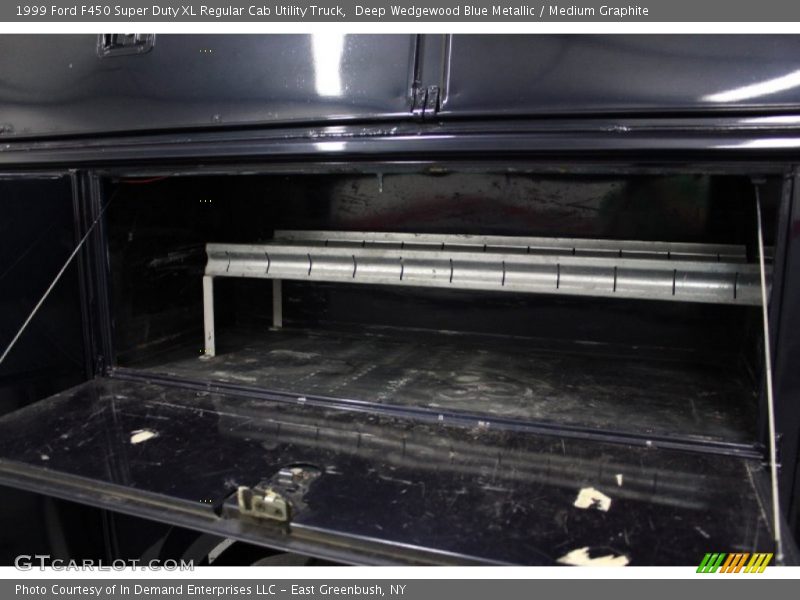 Deep Wedgewood Blue Metallic / Medium Graphite 1999 Ford F450 Super Duty XL Regular Cab Utility Truck