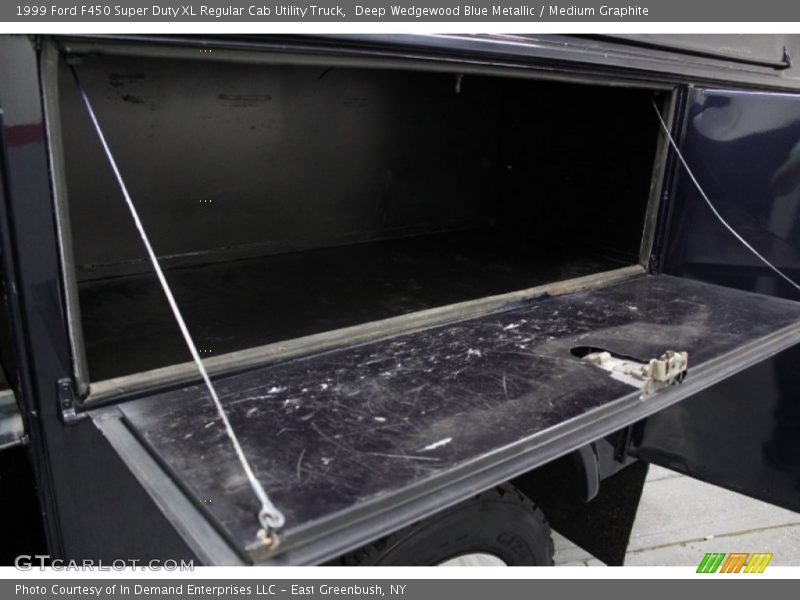 Deep Wedgewood Blue Metallic / Medium Graphite 1999 Ford F450 Super Duty XL Regular Cab Utility Truck