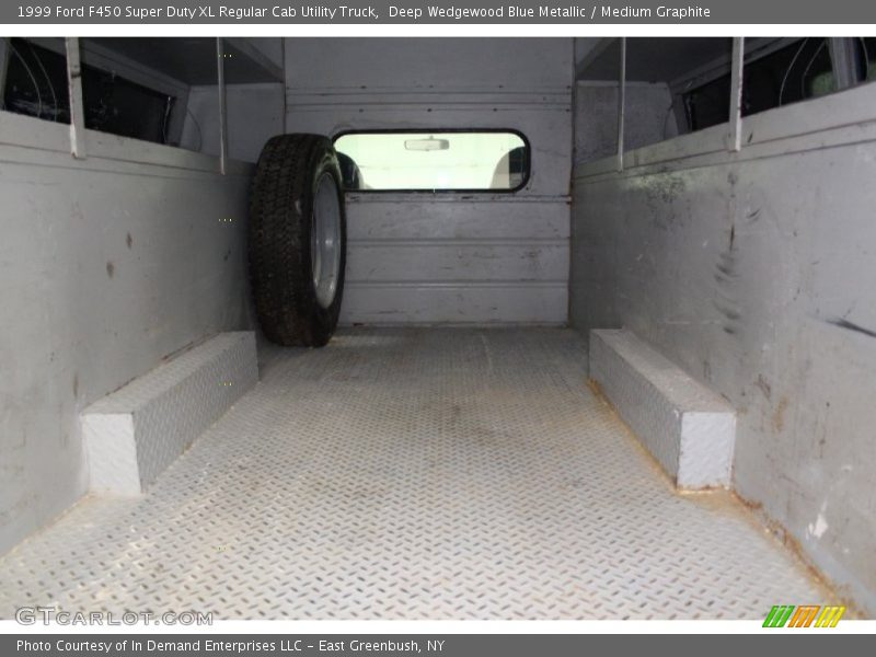 Deep Wedgewood Blue Metallic / Medium Graphite 1999 Ford F450 Super Duty XL Regular Cab Utility Truck