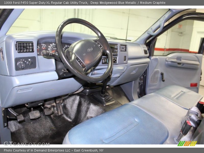 Deep Wedgewood Blue Metallic / Medium Graphite 1999 Ford F450 Super Duty XL Regular Cab Utility Truck