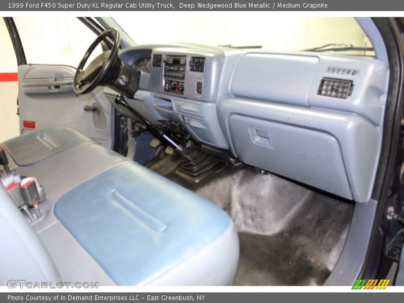 Deep Wedgewood Blue Metallic / Medium Graphite 1999 Ford F450 Super Duty XL Regular Cab Utility Truck