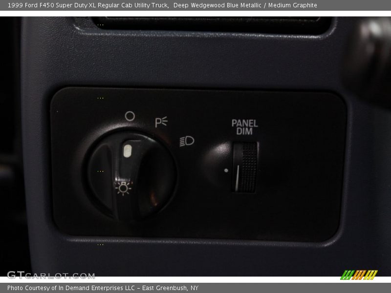 Deep Wedgewood Blue Metallic / Medium Graphite 1999 Ford F450 Super Duty XL Regular Cab Utility Truck