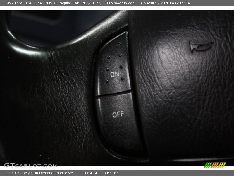 Deep Wedgewood Blue Metallic / Medium Graphite 1999 Ford F450 Super Duty XL Regular Cab Utility Truck