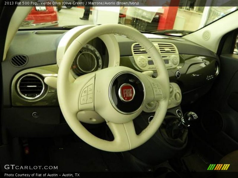 Verde Oliva (Olive Green) / Marrone/Avorio (Brown/Ivory) 2013 Fiat 500 Pop