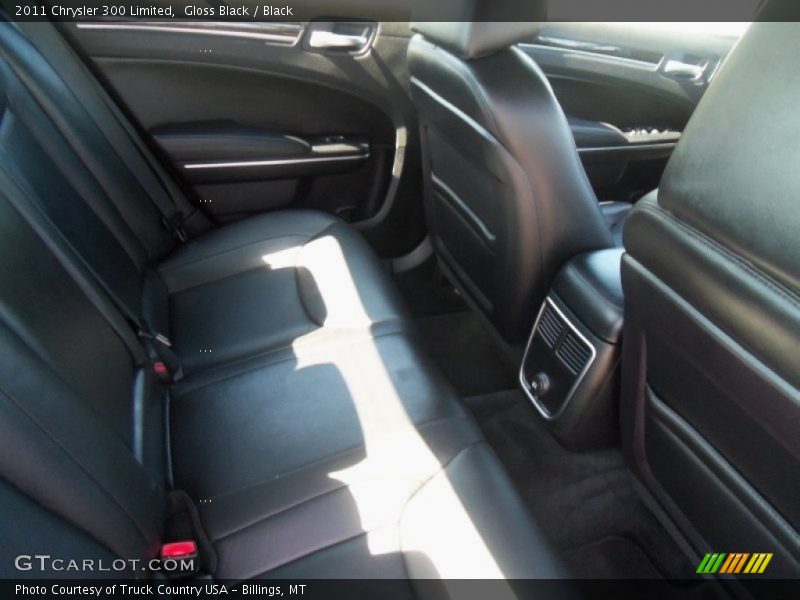 Gloss Black / Black 2011 Chrysler 300 Limited
