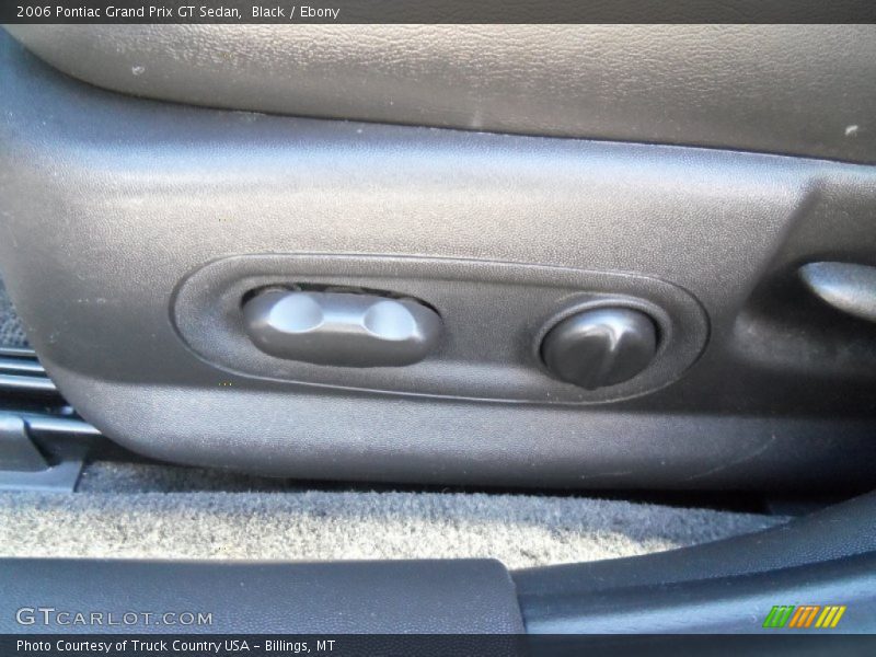 Black / Ebony 2006 Pontiac Grand Prix GT Sedan