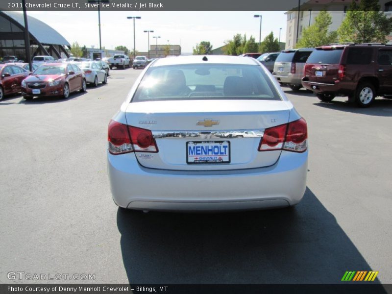 Silver Ice Metallic / Jet Black 2011 Chevrolet Cruze LT