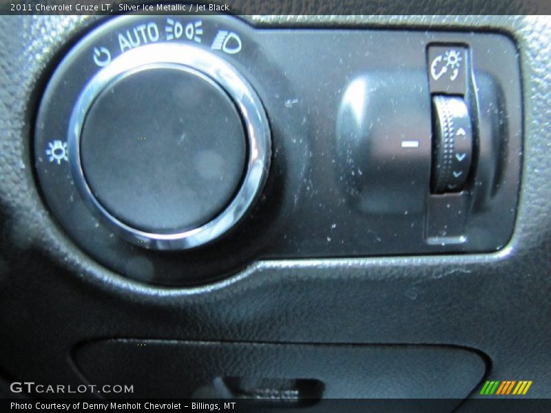 Silver Ice Metallic / Jet Black 2011 Chevrolet Cruze LT