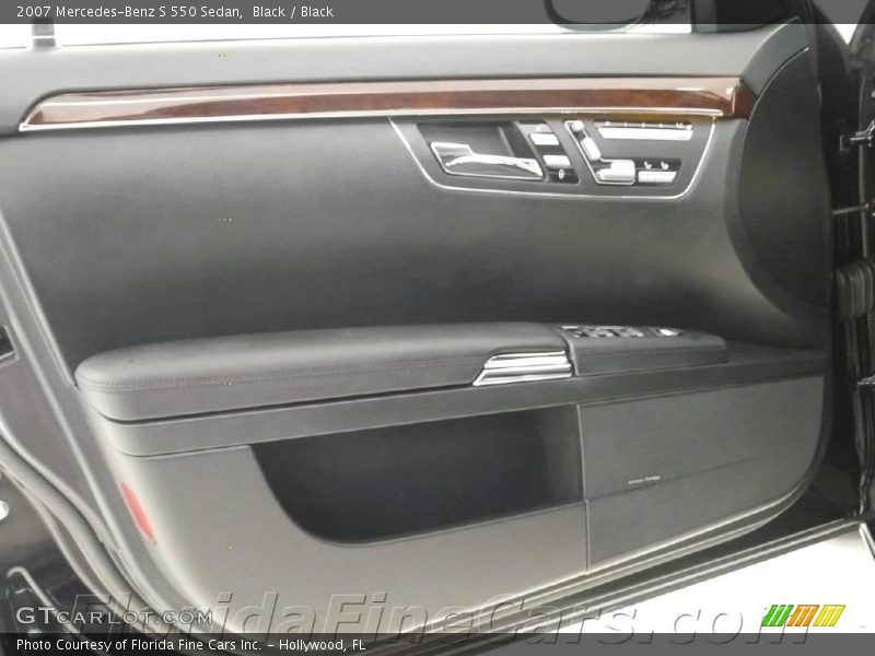 Black / Black 2007 Mercedes-Benz S 550 Sedan