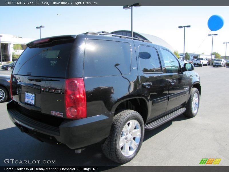 Onyx Black / Light Titanium 2007 GMC Yukon SLT 4x4