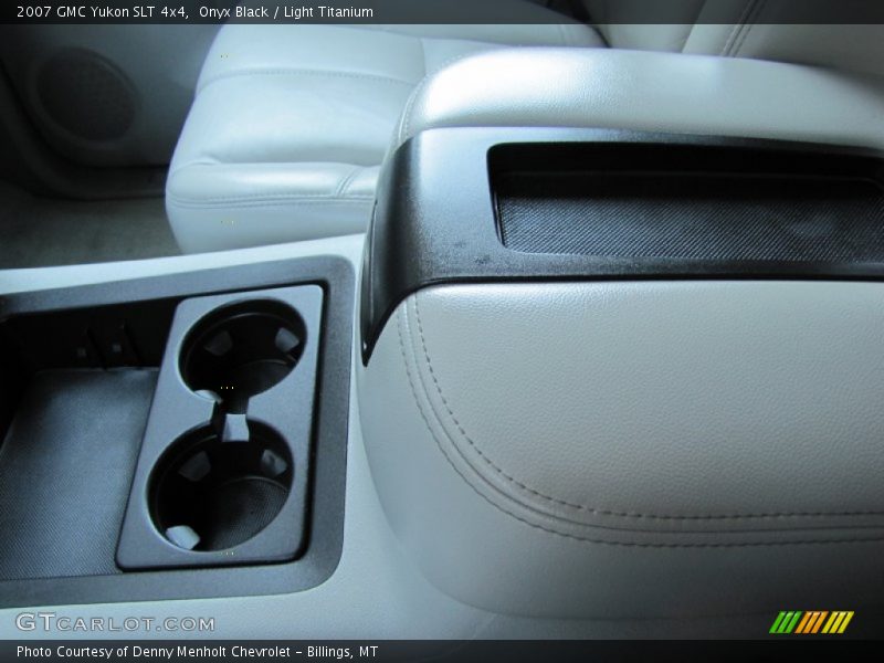 Onyx Black / Light Titanium 2007 GMC Yukon SLT 4x4