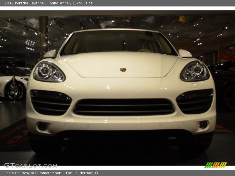 Sand White / Luxor Beige 2012 Porsche Cayenne S