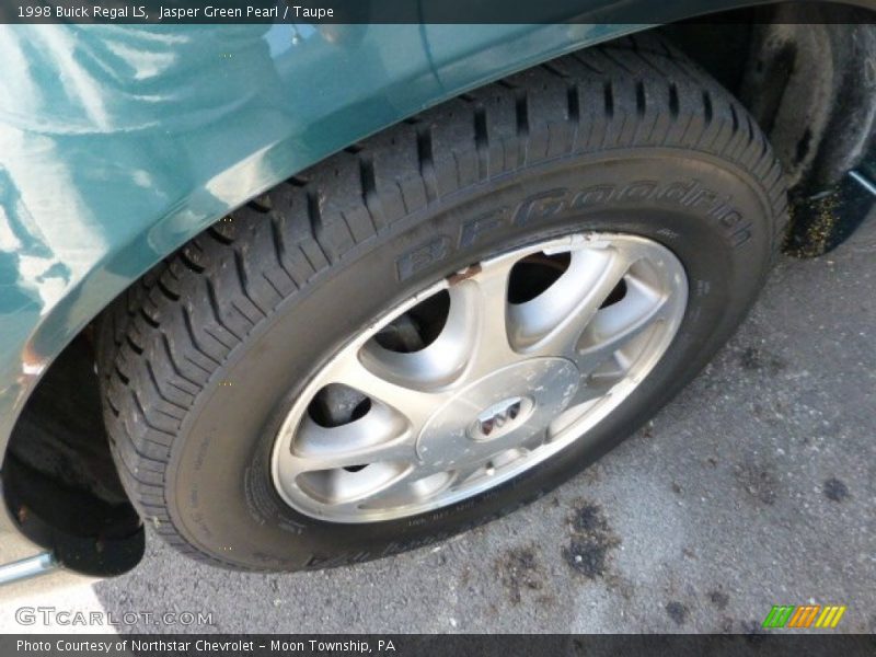 Jasper Green Pearl / Taupe 1998 Buick Regal LS