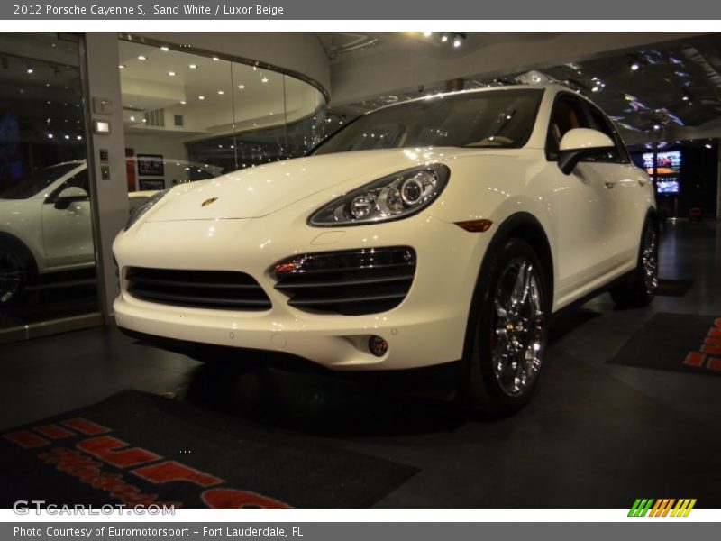 Sand White / Luxor Beige 2012 Porsche Cayenne S