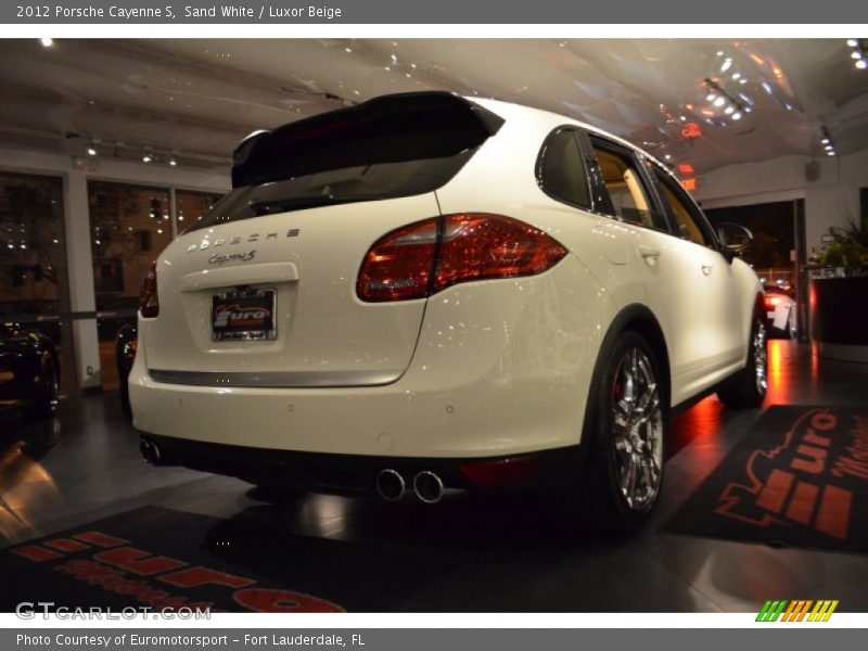 Sand White / Luxor Beige 2012 Porsche Cayenne S