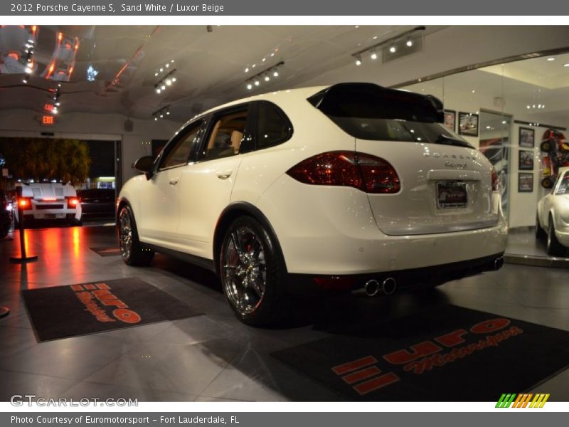 Sand White / Luxor Beige 2012 Porsche Cayenne S