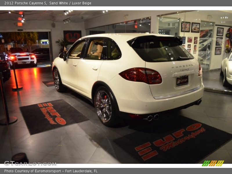 Sand White / Luxor Beige 2012 Porsche Cayenne S