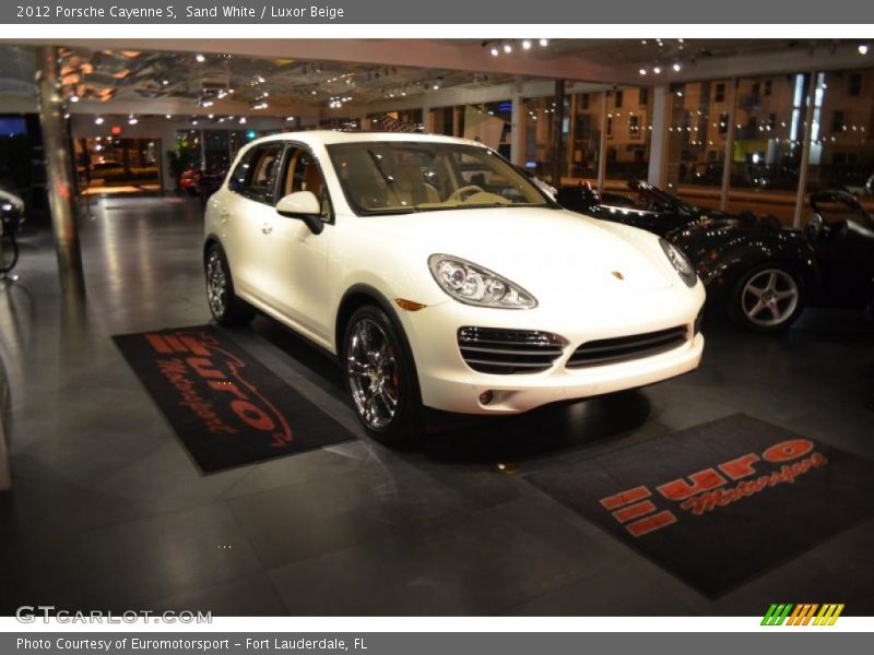 Sand White / Luxor Beige 2012 Porsche Cayenne S