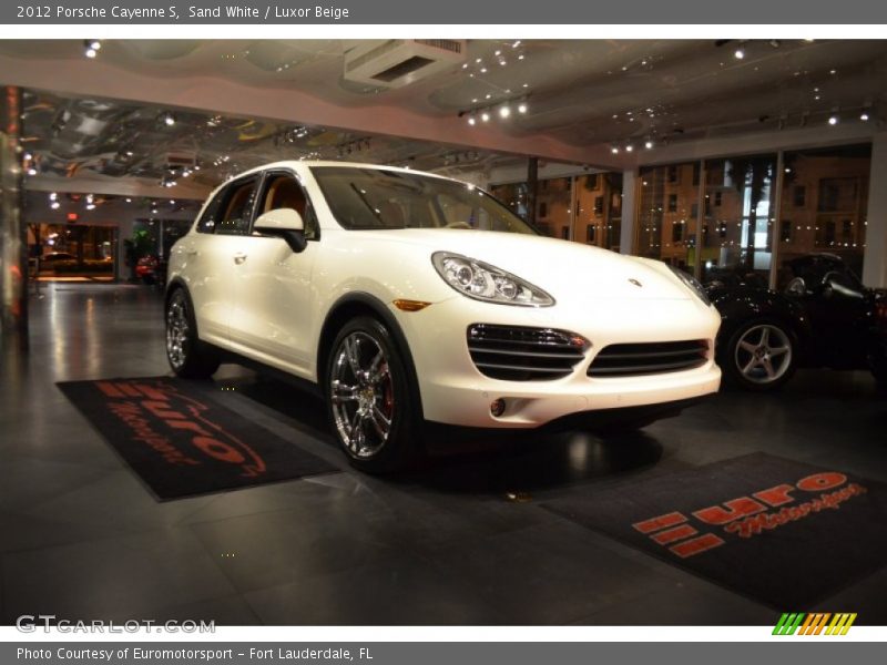 Sand White / Luxor Beige 2012 Porsche Cayenne S