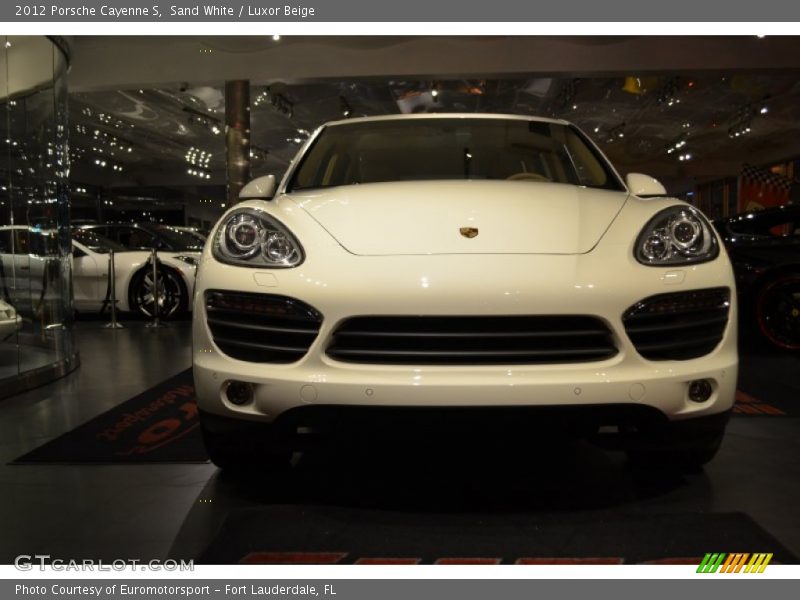 Sand White / Luxor Beige 2012 Porsche Cayenne S