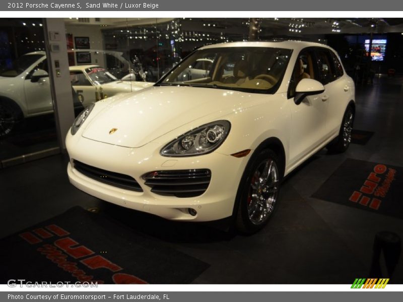 Sand White / Luxor Beige 2012 Porsche Cayenne S