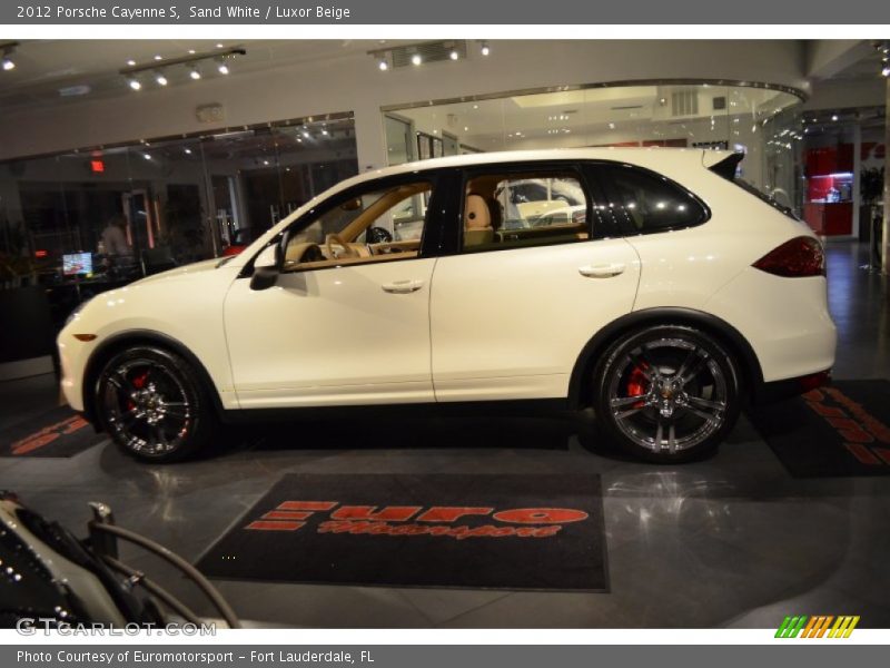 Sand White / Luxor Beige 2012 Porsche Cayenne S