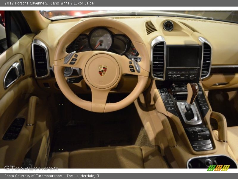 Sand White / Luxor Beige 2012 Porsche Cayenne S