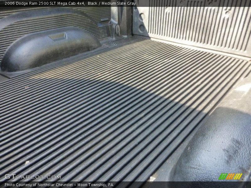 Black / Medium Slate Gray 2006 Dodge Ram 2500 SLT Mega Cab 4x4