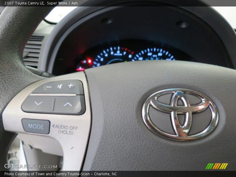 Super White / Ash 2007 Toyota Camry LE