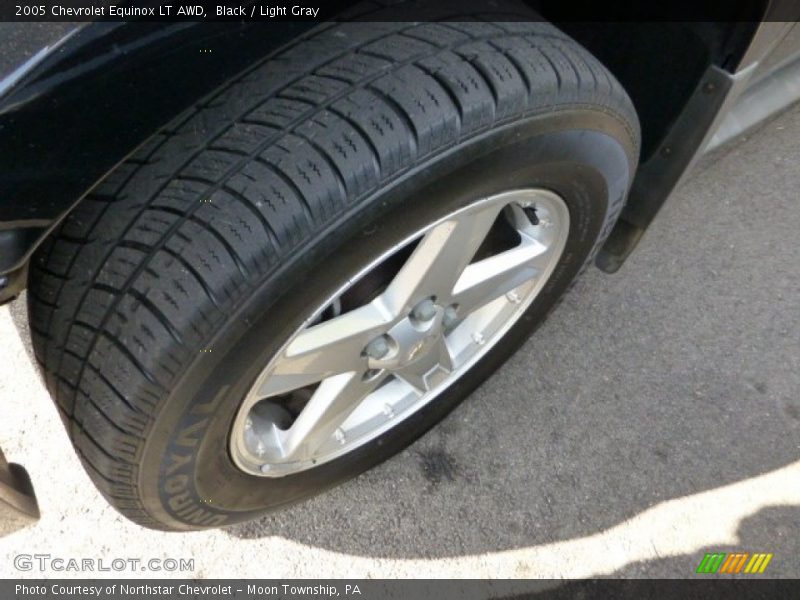 Black / Light Gray 2005 Chevrolet Equinox LT AWD