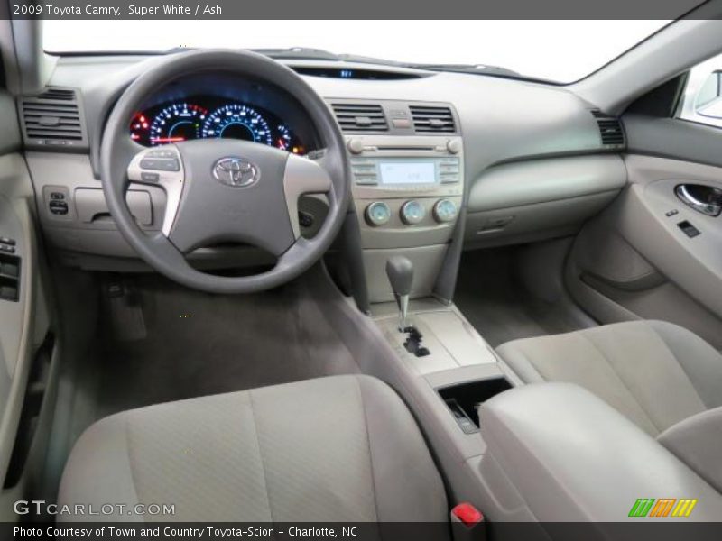 Super White / Ash 2009 Toyota Camry