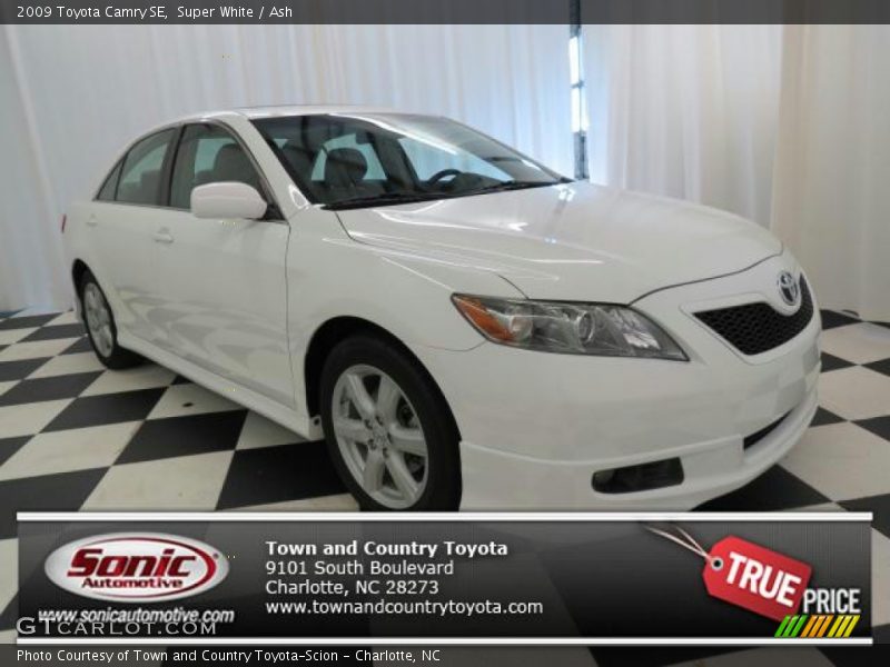 Super White / Ash 2009 Toyota Camry SE