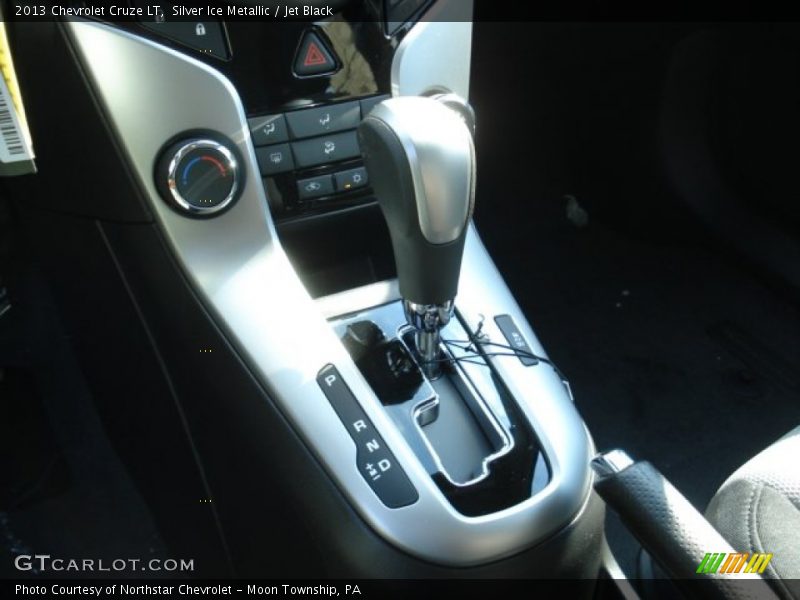 Silver Ice Metallic / Jet Black 2013 Chevrolet Cruze LT