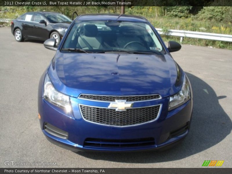 Blue Topaz Metallic / Jet Black/Medium Titanium 2013 Chevrolet Cruze LS