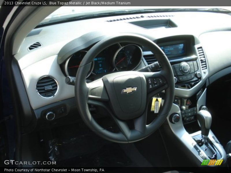 Blue Topaz Metallic / Jet Black/Medium Titanium 2013 Chevrolet Cruze LS