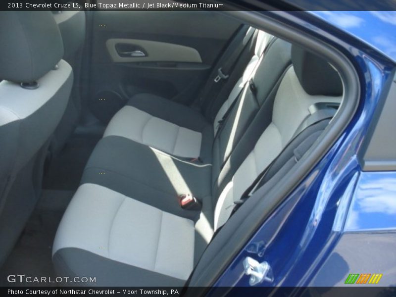 Blue Topaz Metallic / Jet Black/Medium Titanium 2013 Chevrolet Cruze LS