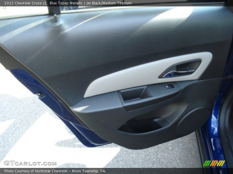 Blue Topaz Metallic / Jet Black/Medium Titanium 2013 Chevrolet Cruze LS